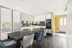 Kitchen/ Diner- click for photo gallery